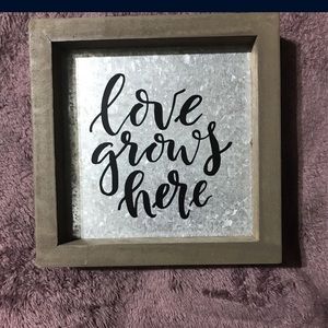 “Love” Wooden Box Sign